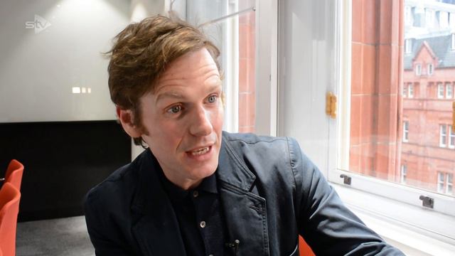 Shaun Evans Explains His New Moustache | Endeavour