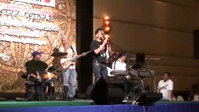 เมดอินไทยแลนด์_VRC Staff Party 2013 (By Sanae).mp4 смотреть онлайн