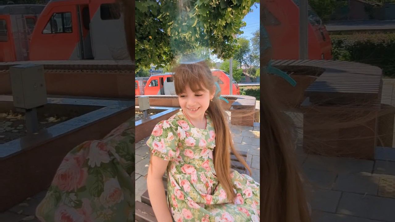 Прокатились на детской железной дороге кайф #shorts смотреть онлайн