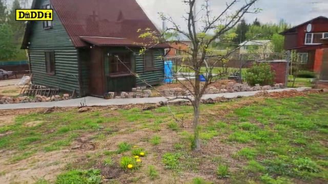 Выкладка дорожек тротуарной плиткой.Подготовка почвы под газон. смотреть онлайн