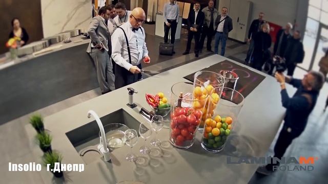 Столешница на которой можно резать ножом - только Laminam! (итальянский керамогранит для столешниц) смотреть онлайн