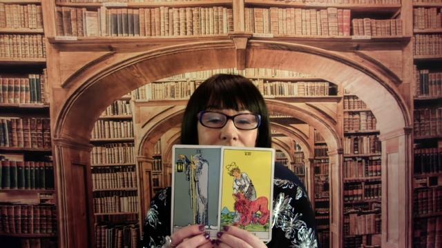 СОЧЕТАНИЯ АРКАНА "ОТШЕЛЬНИК" СО СТАРШИМИ АРКАНАМИ смотреть онлайн