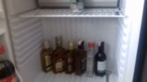 Минск. Отель Минск, номер стандарт. Шикарный минибар. Цены.