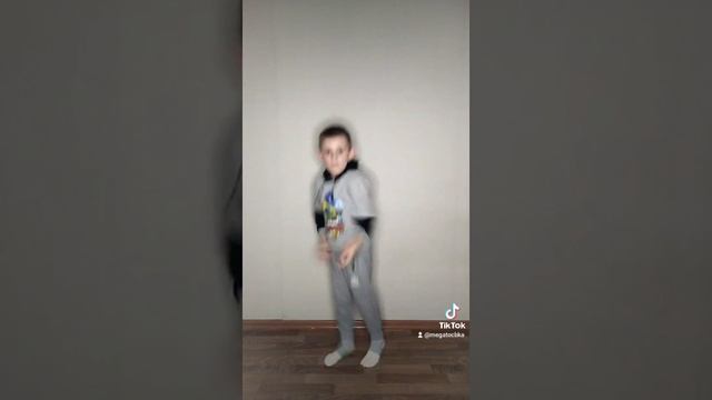 79b2b024b562f1575107ff8ea9700580.mp4