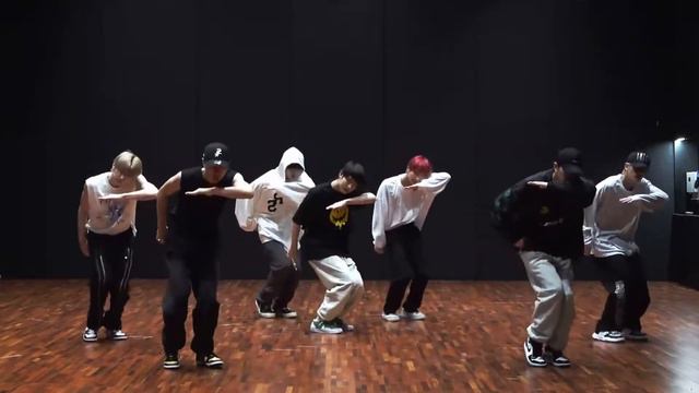 [MIRRORED] ENHYPEN - 'Future Perfect (Pass the MIC)' Dance Practice 1080p смотреть онлайн