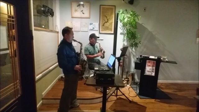 Besame Mucho _Saxophone Duo смотреть онлайн