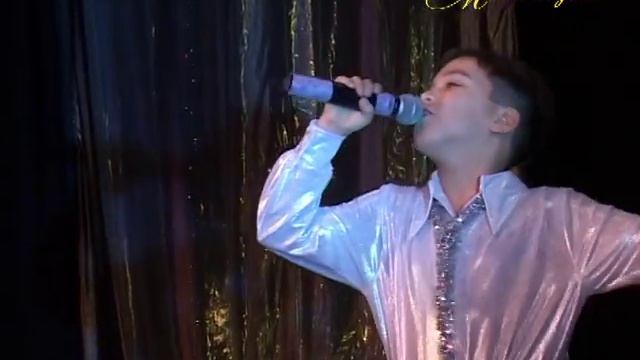 РАДУЖНЫЙ В ИСТОРИИ... " НОВОГОДНИЙ ГРАММОФОН " - 2012... смотреть онлайн