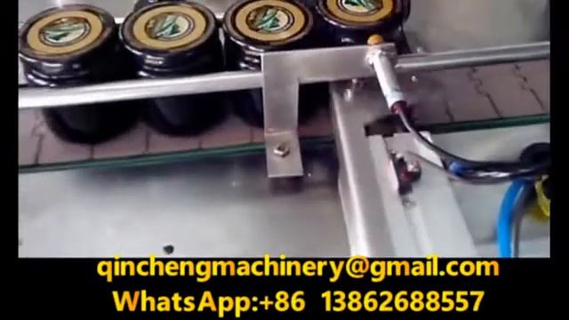 Twist off vacuum capping machine.vacuum capper for blueberry jam.Tapa de vacío para la salsa de soj смотреть онлайн