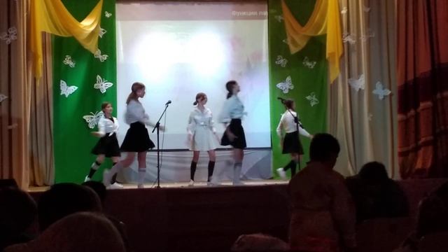 с прошедшим днём матери.Танец 8 классов смотреть онлайн