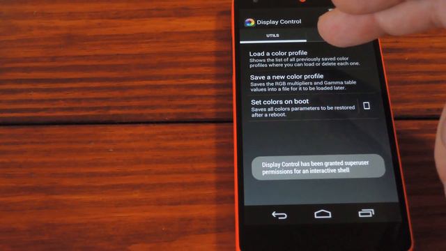 Fix the Yellow Tint on Your Nexus 5's Screen [How-To] смотреть онлайн
