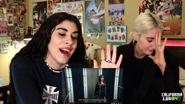 TWICE "ONE SPARK" MV REACTION!!! смотреть онлайн