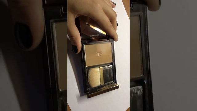 Обзор на пудру от Tom Ford Translucent Finishing Powder 03 Sahara Dusk