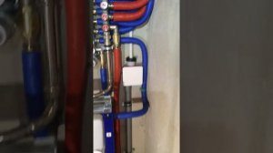 Разводка воды в квартире по потолку.