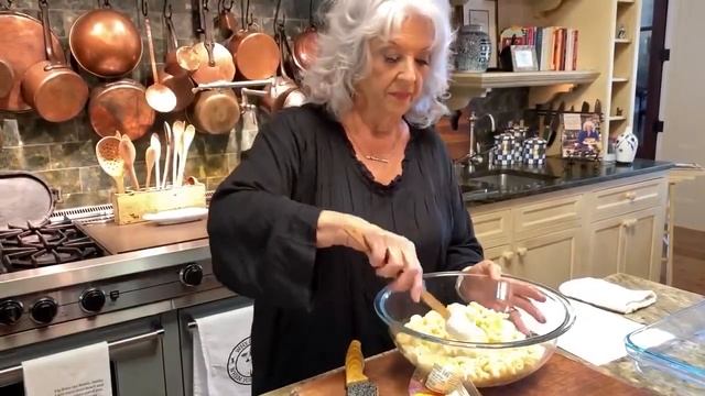 (YTP) Paula Deen cooks warm babies and butter. смотреть онлайн