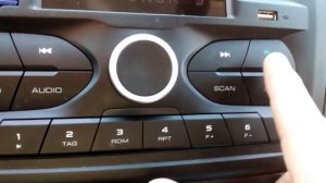 Штатная магнитола Гранты. Как осуществлять вызовы и работать с телефонной книгой.