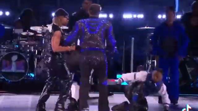 Usher Half Time Super bowl смотреть онлайн