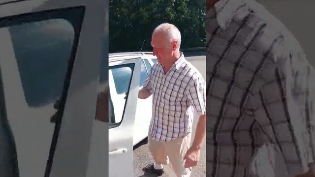 Наш первый автомобиль в Чехии смотреть онлайн