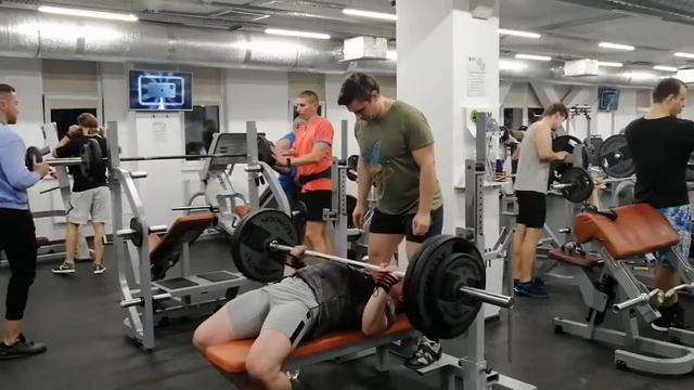 н 75 д 2 жим лежа с паузой 120 смотреть онлайн