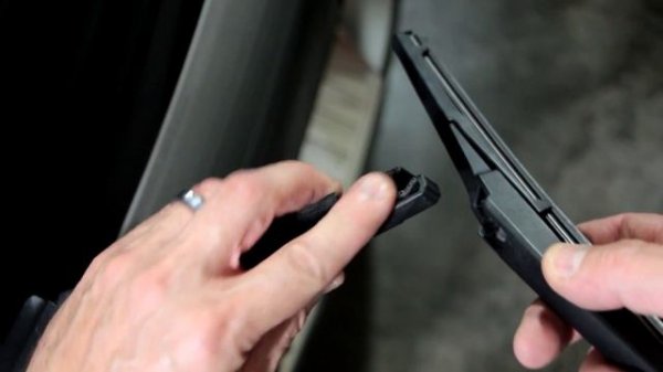 Rear Windshield Wiper Blade Replacement Kia Sorento 2014