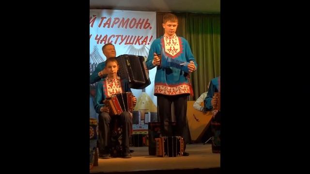Гармонь-сапог Русская гармошка часть 4 смотреть онлайн