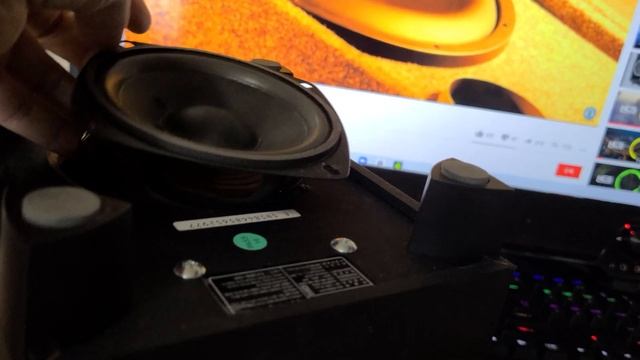 edifier r101pf free air bass test - curtain shaker - смотреть онлайн