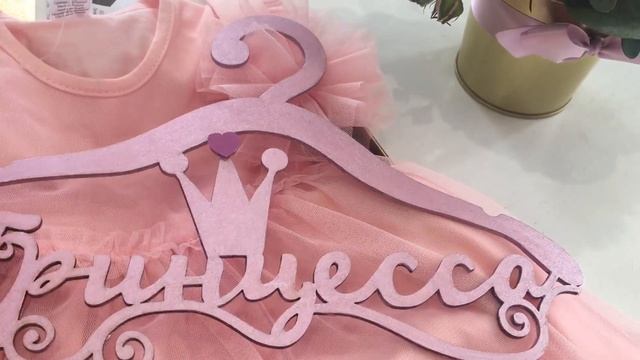 Вышитатая открытка-метрика или что подарить на рождение малышки?)) смотреть онлайн