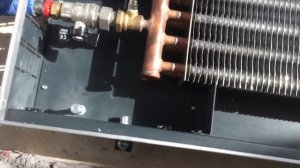 Конвекторы отопления в полу. Обогрев окон в три этажа. Установка и подключение в стяжке пола.