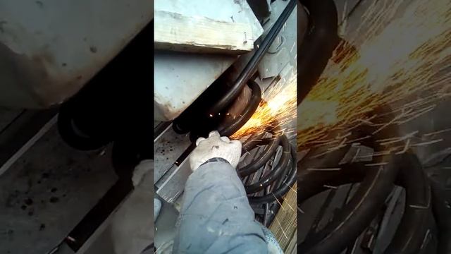 Протой способ, гнём трубу на спираль смотреть онлайн