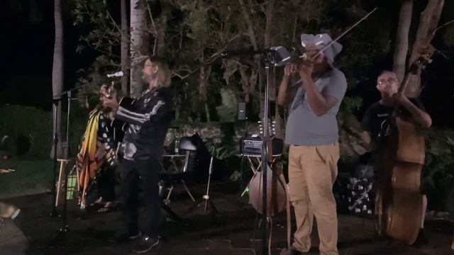 Molly Malone (10.29.22) смотреть онлайн