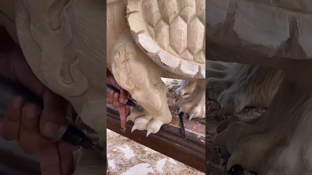 Wood Crafting|Ароматное дерево Удивительная девушка-резчик по дереву | Шорты смотреть онлайн