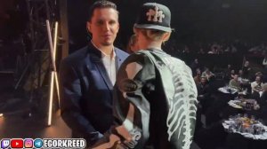 ЕГОР КРИД ВЫШЕЛ НА СЦЕНУ С БУСТЕРОМ НА ПРЕМИИ ЖАРА 2022 / КРИД ВЫИГРАЛ НОМИНАЦИЮ НА ПРЕМ ЖАРА