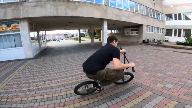 СОБРАЛ НОВЫЙ BMX | ЖЁСТКИЕ ТРЮКИ НА БМХ | STREET BMX НА НОВОМ БАЙКЕ | BMX | БМХ смотреть онлайн