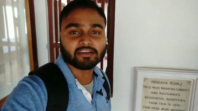 Gandhi Ashram in Ahmedabad with Subtitle смотреть онлайн