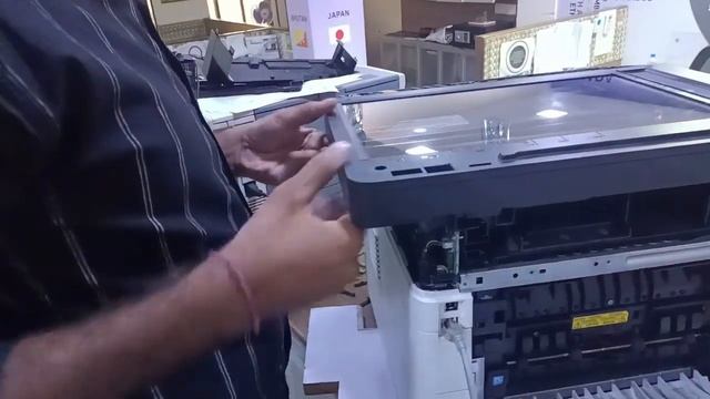 Kyocera m2040dn how to clean ADF glass || black copy प्रिन्ट आने पर kya kre kyocera 2040 adf смотреть онлайн