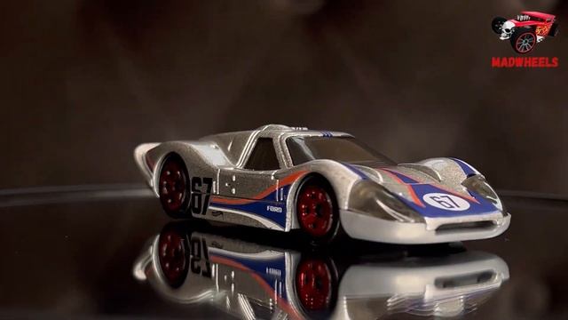 1967 Ford GT 40 MK.lV смотреть онлайн