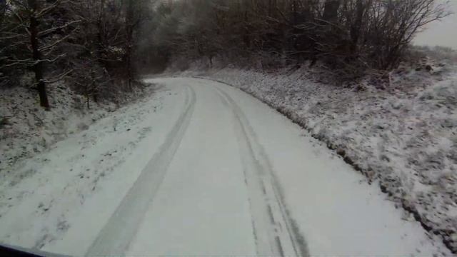 Audi 80 Avant 2.6 V6 Quattro Drift Driften Schnee Berg смотреть онлайн