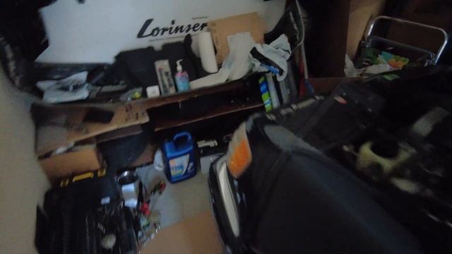 Mercedes W140 S600 - Как поддомкратить кабана спереди?