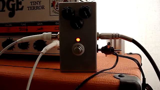 Ibanez Tube Screamer TS808 clon смотреть онлайн