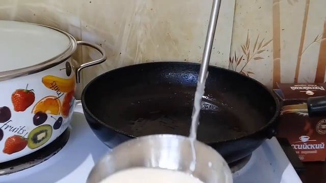 БЛИНЧИКИ ( БЛИНЫ)АЖУРНЫЕ НА КИСЛОМ МОЛОКЕ БЕЗУМНО ВКУСНЫЕ! Домашняя кухня СССР смотреть онлайн