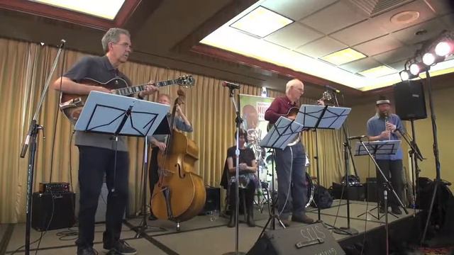 Avalon Swing "Blue Monk" смотреть онлайн