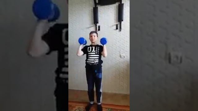 100 раз поднял гантели смотреть онлайн