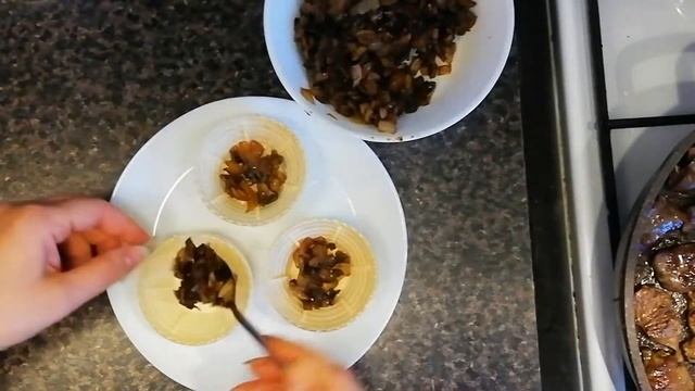 Праздничное меню. Супер простые, но обалденно вкусные закуски. все просят рецепты. смотреть онлайн