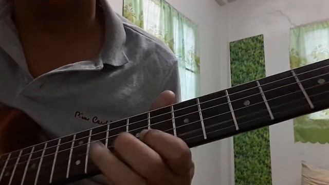 Yamaha SG 300 смотреть онлайн