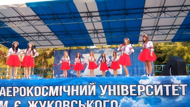 Вокальный ансамбль "Палитра" - "А ти казала", День ХАИ 2016 смотреть онлайн