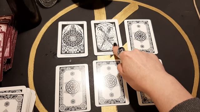 Гадание на Таро. Решит ли кто вашу проблему (про мастеров)? смотреть онлайн