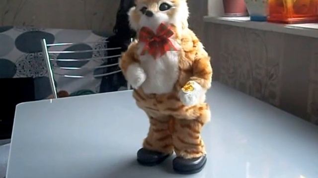 Кот танцует и поет смотреть онлайн