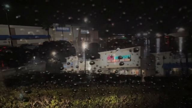 ? ПРИМЕРКА ПОКУПКИ ? романтический вечер под ДОЖДЕМ Орландо Флорида США 24.06.2023 смотреть онлайн