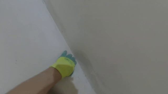 Снимаем наплывы, бугры гипсовой штукатурки - Ножовкой. Лайфхак. смотреть онлайн