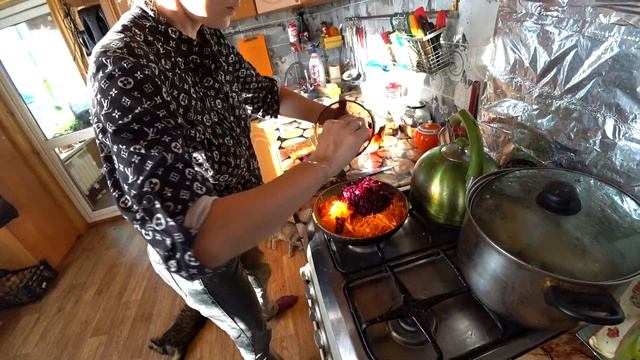 БОРЩ ИЗ ПЕТУХА смотреть онлайн