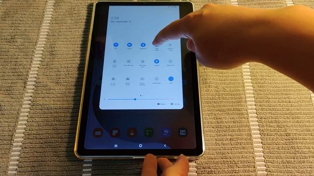 Samsung Tablet How To Rotate Screen - Android Tablet How To Rotate Screen Instructions, Guide, Help смотреть онлайн